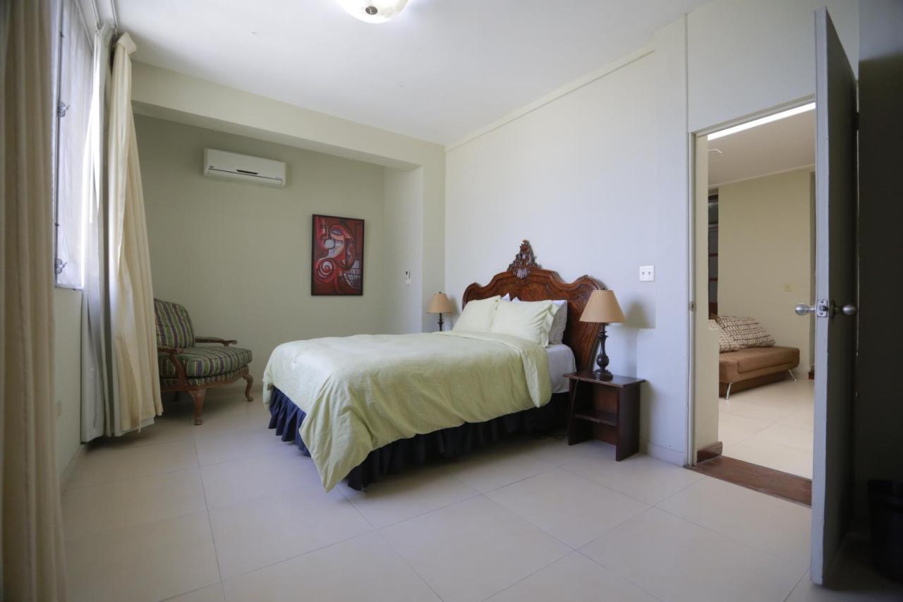 Prince Hotel Port-au-Prince Bagian luar foto